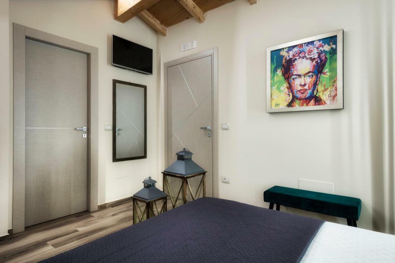 Palazzo Eugenia Suites Vasto Dış mekan fotoğraf